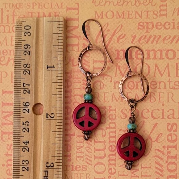 Burgundy RED Howlite Peace Sign Czech Copper Earrings Hammered Circle - Picture 4 of 6